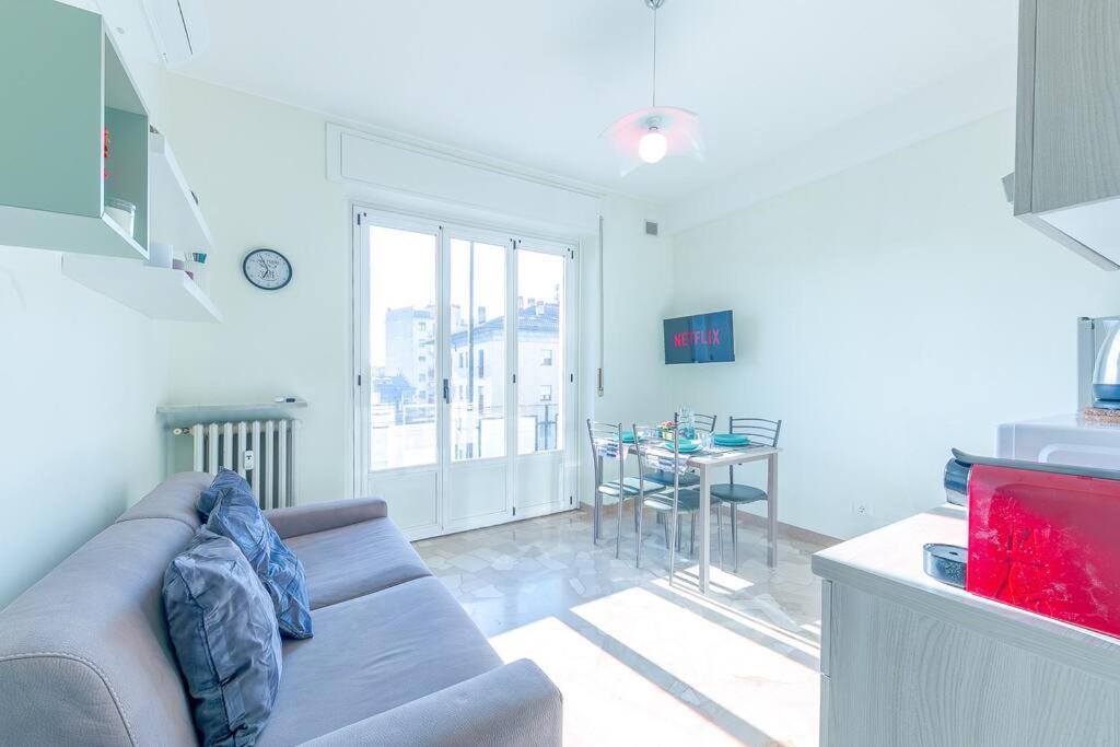 Navigli - Downtown - Duomo Spacious Two Bedroom Apartment - Close To Metro - Ac - Wi-Fi Mailand Exterior foto