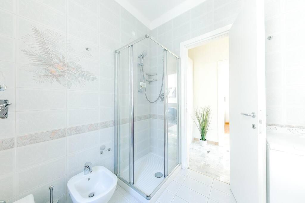 Navigli - Downtown - Duomo Spacious Two Bedroom Apartment - Close To Metro - Ac - Wi-Fi Mailand Exterior foto